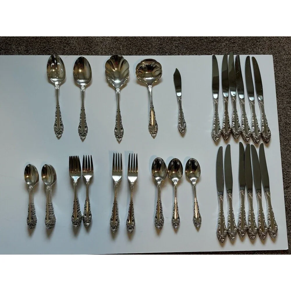 65 Piece Oneida Royal Grandeur Stainless Flatware Set